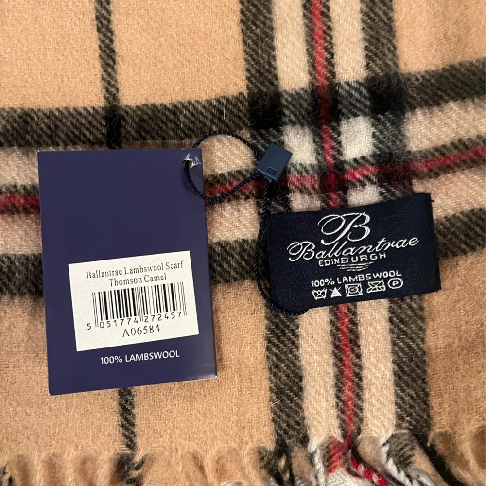 Bellantrae LambswoolScarf, Thomson Camel,‎ NWT.  60” x 10” gorgeous plaid…
